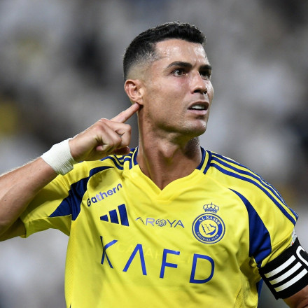 Διάσημος Youtuber του Ρονάλντο έσπασε τη... τηλεόραση όταν ο Πορτογάλος τον πέρασε σε εγγραφές [vid]