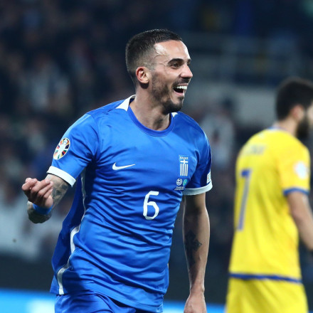 Ο Κουρμπέλης συμφώνησε με ομάδα της Σαουδικής Αραβίας