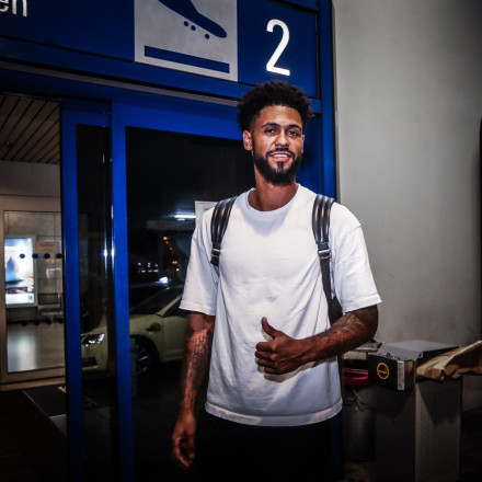 Στην Ελλάδα για τον Ολυμπιακό ο Ντόρσεϊ με παρέα και «I'm back baby» - Τι γίνεται με τους υπόλοιπους