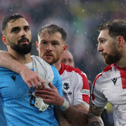 Ο Μαμαρντασβίλι που ξεχώρισε στο EURO και «πλήγωσε» την Ελλάδα ανακοινώθηκε από την Λίβερπουλ [vid]