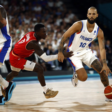 Όταν ο Εβάν Φουρνιέ... στραγγάλισε τον Ντένις Σρέντερ στο επεισόδιο που δε θα ξεχαστεί [vids]