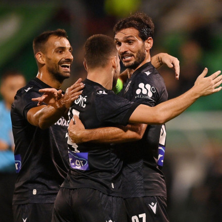 Χωρίς να «αγχωθεί» ο ΠΑΟΚ πέρασε στο League Stage του Europa, 2-0 την Σάμροκ Ρόβερς