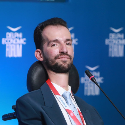 Ο Στέλιος Κυμπουρόπουλος στο τιμόνι της Εθνικής Αρχής Προσβασιμότητας