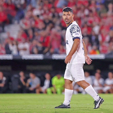 Δήλωση-φωτιά για την Χρυσή Μπάλα από τον Αγκουέρο: Διάλεξε παίκτη που δεν είναι... επιθετικός [vid]