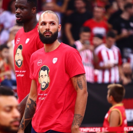 Εβάν Φουρνιέ: Λάτρεψε σουβλατζίδικο της Αθήνας