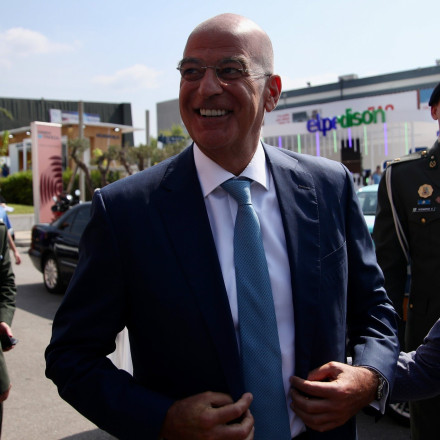 ΔΕΘ: «Καρφιά» Δένδια στο Βερολίνο για τα τουρκικά υποβρύχια