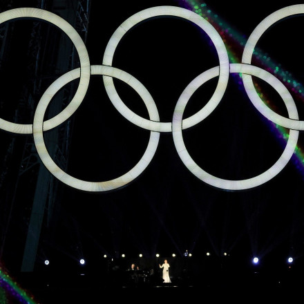 Άγνωστες πτυχές της εμφάνισης της Σελίν στην τελετή έναρξης των Ολυμπιακών - Γιατί ήταν αμετακίνητη