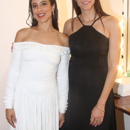 Μαρίνα Σάττι: Με νοσταλγική διάθεση στο πατρικό - Φωτογραφίες που ήταν μικρή στην αγκαλιά των γονιών της