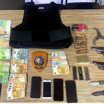 Χειροπέδες σε «νονούς» της νύχτας - Εκβίαζαν και πουλούσαν «προστασία» σε Αθήνα και Μύκονο