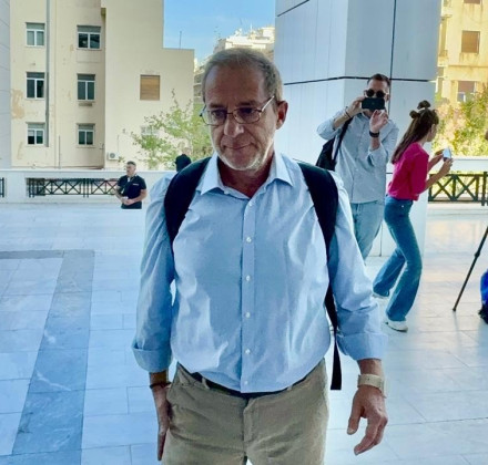 Δημήτρης Λιγνάδης: Αναβολή στη δίκη στο Εφετείο - Δηλώσεις με «μπηχτές» Δημήτρης Λιγνάδης: Αναβολή στη δίκη στο Εφετείο - Δηλώσεις με «μπηχτές»
