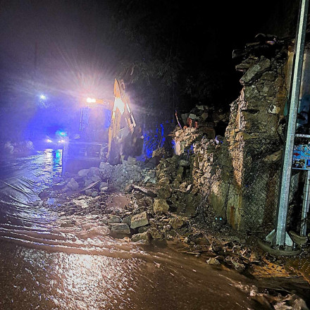 Άρχισε να δείχνει τα δόντια της η κακοκαιρία ΑΤΕΝΑ: Προβλήματα σε Ζάκυνθο και Κέρκυρα