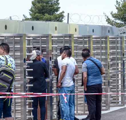 Παναγιωτόπουλος από Βερολίνο: «Να τηρηθεί το πνεύμα της Συνθήκης Σένγκεν για μετανάστευση και άσυλο» Παναγιωτόπουλος από Βερολίνο: «Να τηρηθεί το πνεύμα της Συνθήκης Σένγκεν για μετανάστευση και άσυλο»