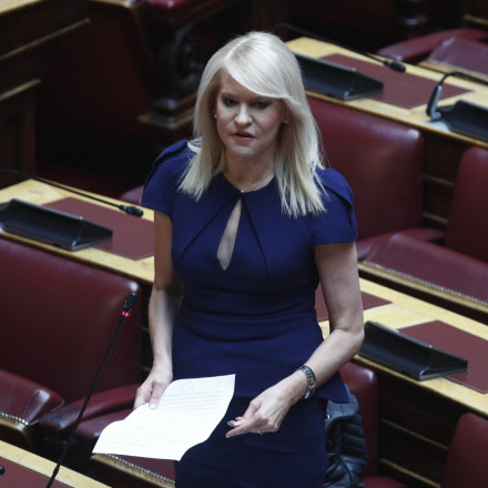 Θεοδώρα Τζάκρη: Όποιος είναι με τον Κασσελάκη τιμωρείται
