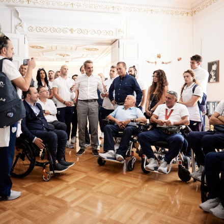 Μητσοτάκης σε Παραολυμπιονίκες: «Ένα μεγάλο ευχαριστώ για όλα όσα κάνετε στους αγώνες και κάθε μέρα»