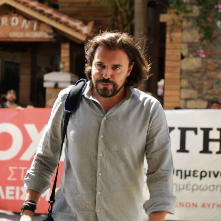 Πέτρος Παππάς: Μια κοπέλα με πλησίασε κλαίγοντας για τον ΣΥΡΙΖΑ - «Όσοι το προκάλεσαν, ντρέπονται;»