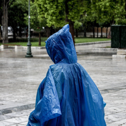 Επικίνδυνα καιρικά φαινόμενα τις επόμενες ώρες: Πού θα χτυπήσουν