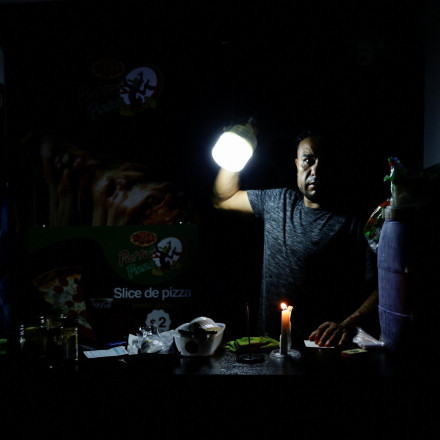 Το απόλυτο χάος στον Ισημερινό: Κόπηκε το ρεύμα στη μισή χώρα λόγω της ξηρασίας