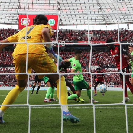 Ήττα-σοκ για την Ντόρτμουντ, βροντοφώναξε «παρών» η Λεβερκούζεν - Άσφαιρη η Λειψία