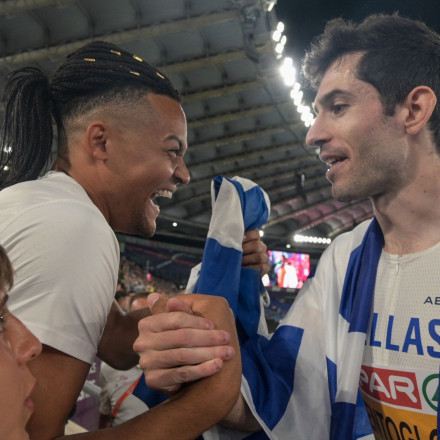 Δέκα ολυμπιονίκες ενώνουν τη φωνή τους με την Περιφέρεια Αττικής για τον σχολικό αθλητισμό