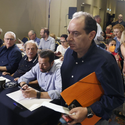 ΣΥΡΙΖΑ: Επεισοδιακή Κ.Ε. με νικητές «87», Σπίρτζη – Το «ναι» για το πόθεν έσχες που «άναψε φωτιές»