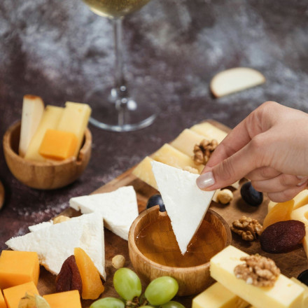 Taste Atlas: Αυτά τα 9 σκληρά ελληνικά τυριά στη λίστα με τα καλύτερα του πλανήτη