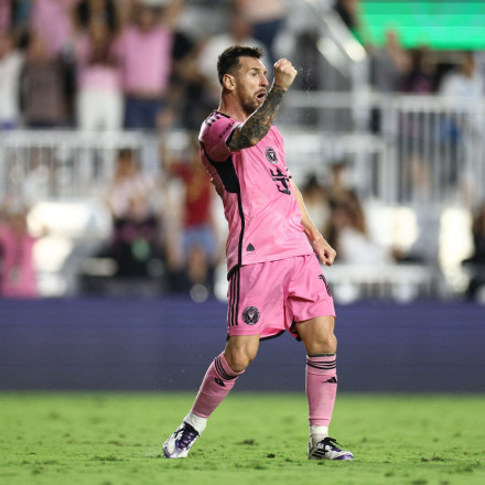 Ο Μέσι συνεχίζει τους πανηγυρισμούς υπερηρώων με το απόλυτο πρόσωπο της Marvel [vids]