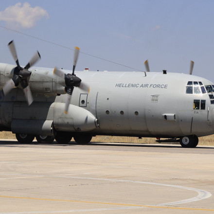 Επίθεση Ιράν σε Ισραήλ: Η Αθήνα στέλνει C-130 για να απεγκλωβίσει Κύπριους από τον Λίβανο