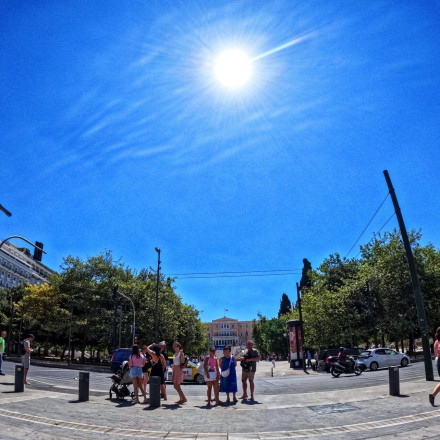 Meteo: Έρχεται ζεστός Οκτώβριος και στην Ελλάδα - Πού θα κινηθούν οι τιμές του υδράργυρου