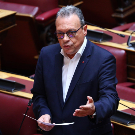 Σωκράτης Φάμελλος: «Στα δικαστήρια φαίνεται η ανεπάρκεια της κυβέρνησης» - Συνάντηση στον ΔΣΑ