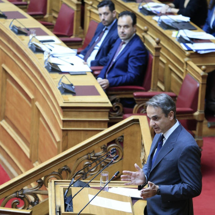 Μητσοτάκης από Βουλή: «Το 2025 η Ελλάδα θα έχει κτηματολόγιο, η χώρα αλλάζει προς το καλύτερο»