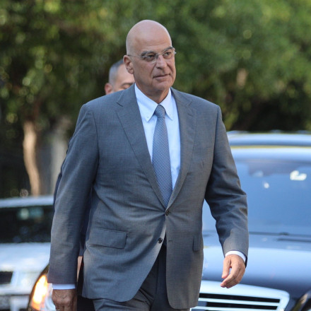 Δένδιας για 21η Απριλίου: «Η Δημοκρατία δεν είναι δεδομένη - Καθήκον μας να την περιφρουρήσουμε»