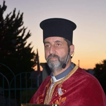 Λίβανος: Ελληνορθόδοξος ιερέας τραυμτισμένος από τους βομβαρδισμούς