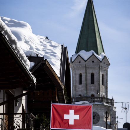 Ελβετία και Ιταλία επαναχαράσσουν τα σύνορά τους στις Άλπεις
