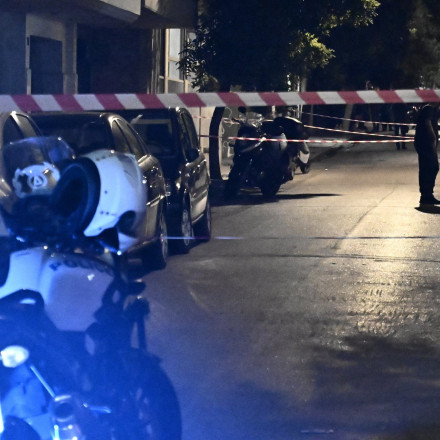 Μητροκτονία στον Νέο Κόσμο: Τι «είδε» ο ιατροδικαστής που εξέτασε τη σορό της 94χρονης