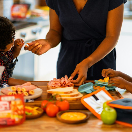 Το πιο αποτελεσματικό τρικ για να διατηρείτε την αγαπημένη σας τοστιέρα σαν καινούρια!