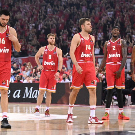 O Μπαρτζώκας που ακόμα το ψάχνει, η συνύπαρξη Βεζένκοφ - Φουρνιέ και το στατιστικό που... τρομάζει