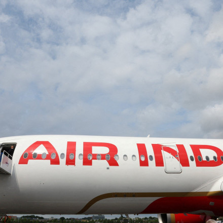 Συναγερμός εν πτήσει στην Air India: Αναγκαστική προσγείωση αεροσκάφους μετά από απειλή για βόμβα