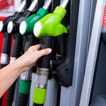 Αντί για βενζίνη... αέρας: Ένα στα τέσσερα πρατήρια καυσίμων κλέβει