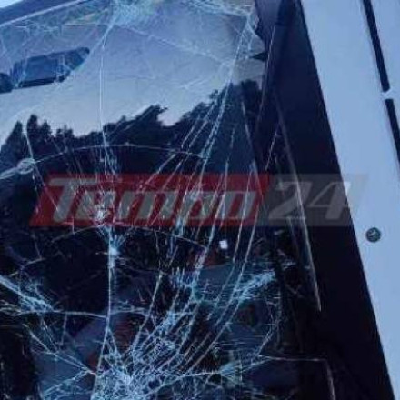Σοκ στα Καλάβρυτα: Ανατράπηκε λεωφορείο του ΚΤΕΛ με μαθητές