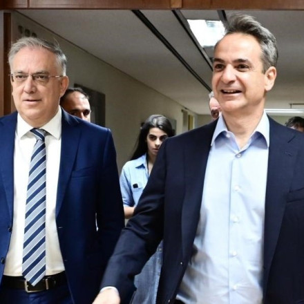 Μέτρα για να αλλάξει το εθνικό παραγωγικό μοντέλο: Αύριο οι ανακοινώσεις από Θεοδωρικάκο - Μητσοτάκη