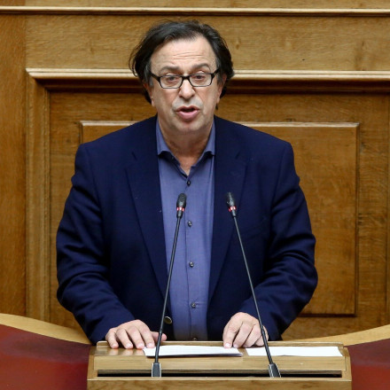 Μέλος της ΚΕ του ΣΥΡΙΖΑ ζητά παραίτηση της Επιτροπής Δεοντολογίας - «Πυρά» κατά Κασσελάκη