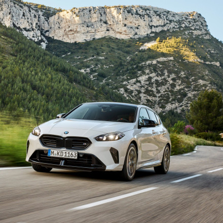 Η BMW αναβαθμίζει τα μοντέλα της για το φθινόπωρο του 2024