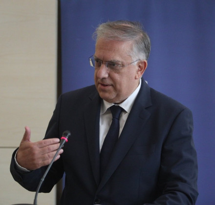 Θεοδωρικάκος: Στήριξη επενδύσεων στη βιομηχανία και τις παραμεθόριες περιοχές με 1 δισ. ευρώ Θεοδωρικάκος: Στήριξη επενδύσεων στη βιομηχανία και τις παραμεθόριες περιοχές με 1 δισ. ευρώ