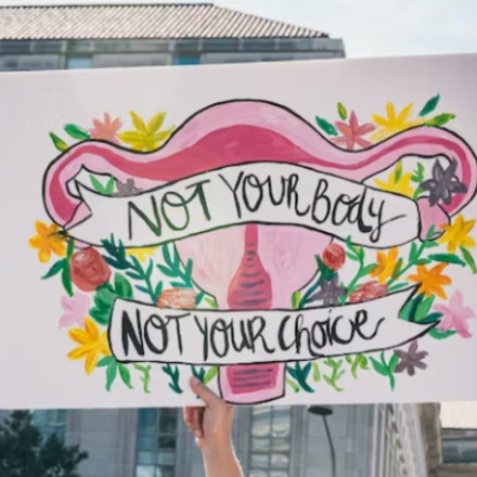 Δανία: Επιτρέπεται η άμβλωση σε έφηβες χωρίς τη συναίνεση των γονέων