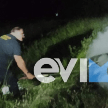 Εύβοια: Αυτοκίνητο «λαμπάδιασε» μόλις πήρε μπροστά
