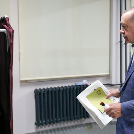 Εκλογές στην Τουρκία: Ποιοι κορυφαίοι υπουργοί του Ερντογάν εκλέγονται