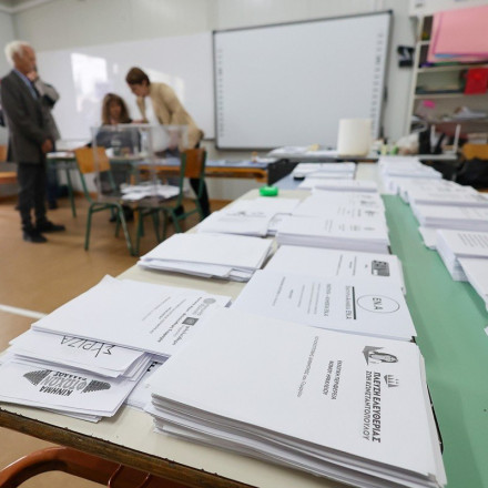 Υπουργείο Εσωτερικών: 179.000 πολίτες άνω των 100 ετών εγγεγραμμένοι στους εκλογικούς καταλόγους
