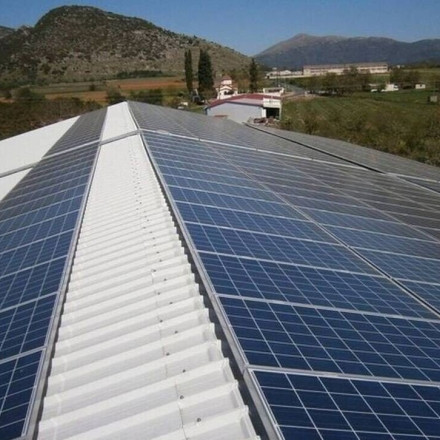 Φωτοβολταϊκά: Δεύτερη στον κόσμο η Ελλάδα