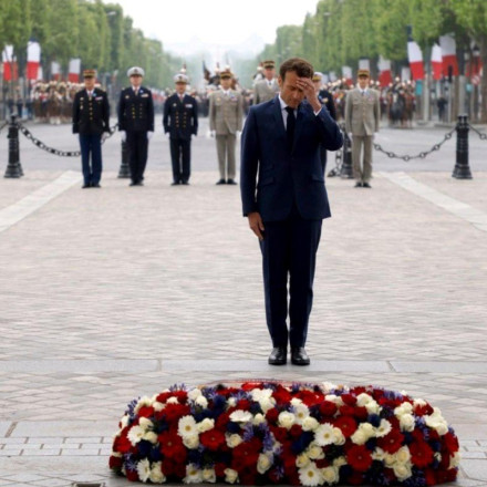 Γαλλία: Mε τιμές και απαγόρευση διαδηλώσεων ο εορτασμός για τη λήξη του Β΄ Παγκοσμίου Πολέμου