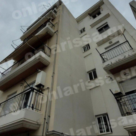 Λάρισα: Η τέντα έσωσε τη 13χρονη που έπεσε από τον 3ο όροφο – Νοσηλεύεται εκτός κινδύνου